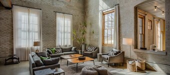 (2 Nt Min!) Colossal Loft in Three Oaks.
