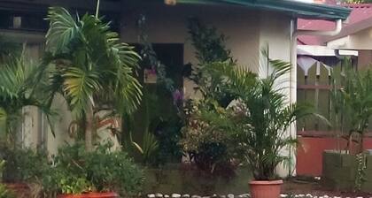 Casa Yayaz - rainforest lodge in the mountains