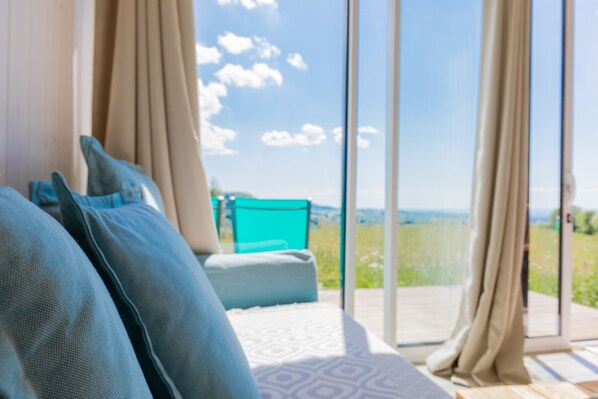 村舍, 山谷景观 (2) | 起居区