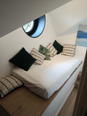 1 chambre, fer et planche à repasser, Wi-Fi gratuit, draps fournis