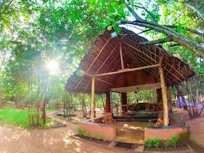 Daily continental breakfast (LKR 10 per person) - Sigiri Forest Kingdom (Avudangawa)