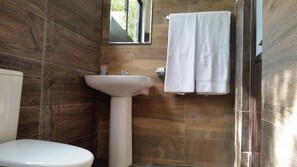Bathroom - Sigiri Forest Kingdom (Avudangawa)
