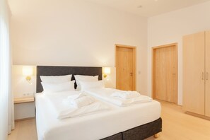 2 bedrooms, in-room safe, iron/ironing board, WiFi