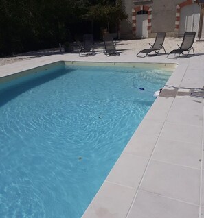 Piscine extérieure, piscine chauffée