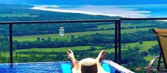 If You Are Looking For A Slice of Heaven This Is The Place! PRICELESS EXPERIENCE
