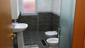 Unclassified image, 4 of 5, button - Apartments 3 Lights Shkoder (Shkodër)