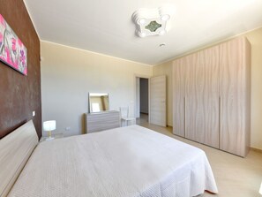 4 soveværelser, strygejern/strygebræt, weekendseng, gratis Wi-Fi