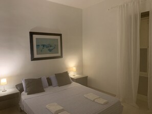 2 chambres, accès au Wi-Fi (inclus), literie fournie