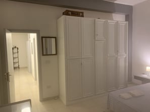 2 dormitorios, wifi gratis, ropa de cama