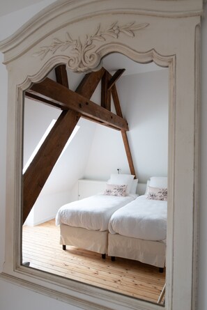 2 chambres, fer et planche à repasser, lit parapluie, Wi-Fi gratuit