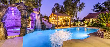 Piscine extérieure, piscine chauffée