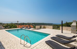 Pool - Cozy home in Mundanije (Mundanije)