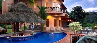 Casa Oasis 5 bdrs private pool in Los Suenos
