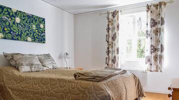 2 chambres, lit parapluie, Wi-Fi, draps fournis