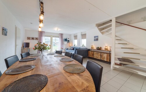 Awesome home in Wemeldinge with sauna