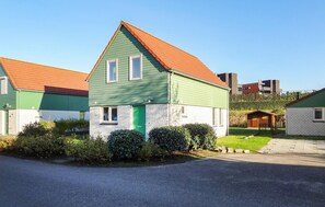 Exterior - Awesome home in Wemeldinge with sauna (Wemeldinge)