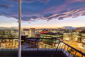 Vue sur la ville depuis l’hébergement