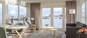 Cozy ship in Aalsmeer with WiFi
