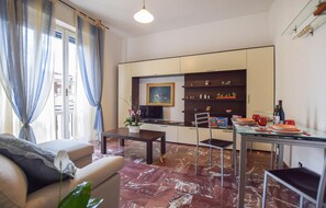 Living area - Amazing apartment in Chiavari with WiFi (Chiavari)