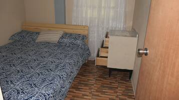 1 chambre, fer et planche Ă repasser, Wi-Fi gratuit, draps fournis