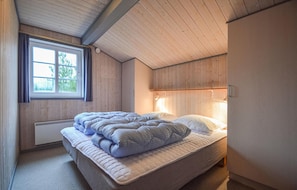 4 quartos, berço de viagem, Wi-Fi de cortesia