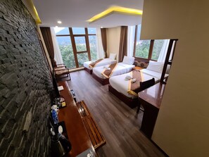 View from room - Lisha Grand Hotel (Vang Vieng)
