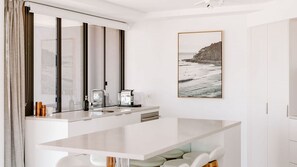 Frigorífic, microones, forn i placa de cuina 