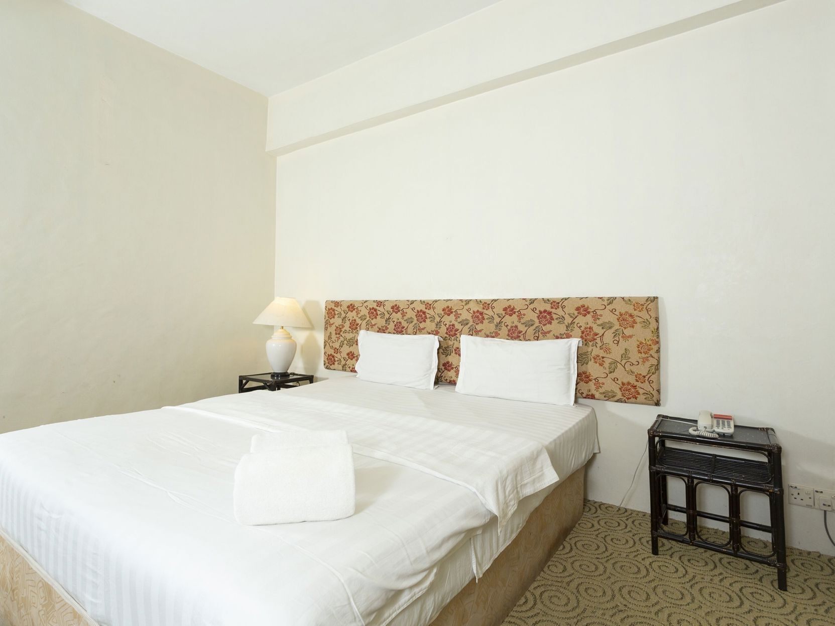 Bureau, accès au Wi-Fi (inclus)