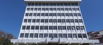 OYO 89619 De Choice Hotel
