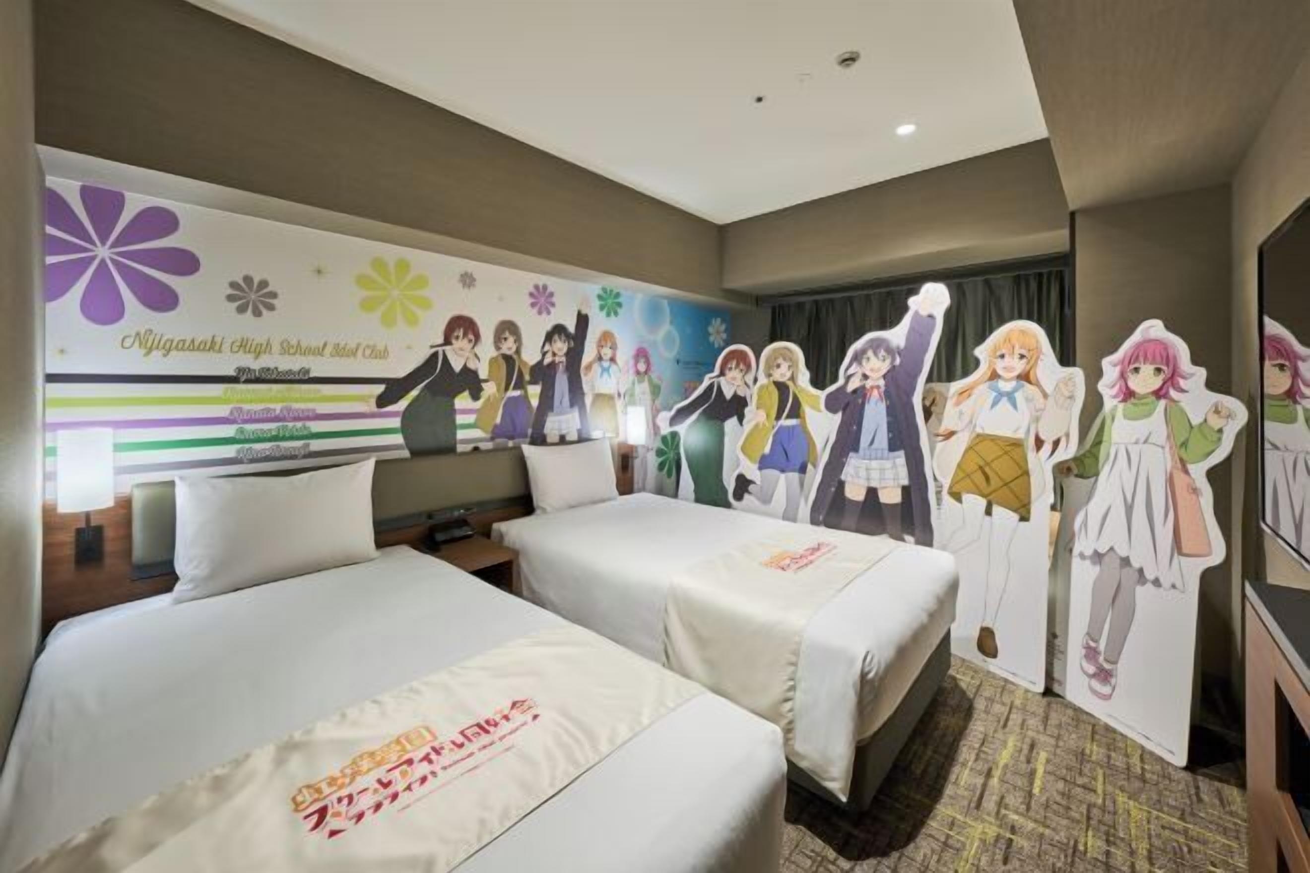 Daunenbettdecken, Zimmersafe, Schreibtisch