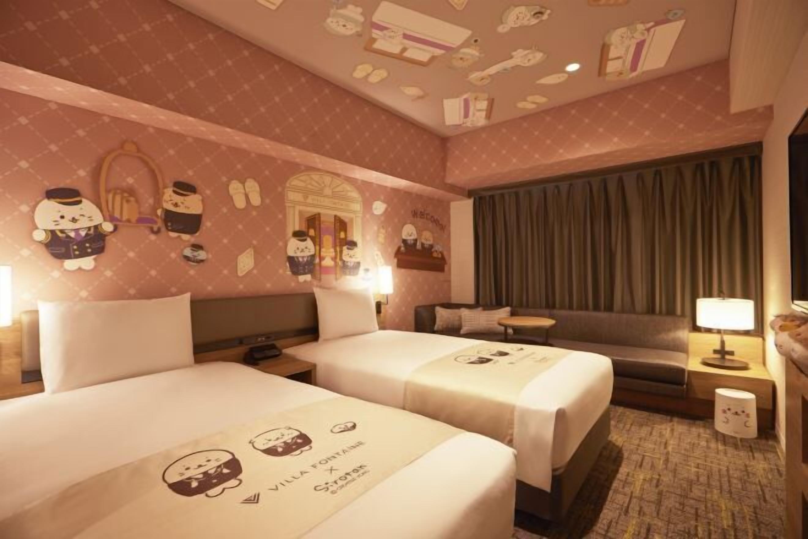 Down duvets, in-room safe, desk, laptop workspace