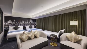 Couette en duvet d'oie, coffres-forts dans les chambres, bureau