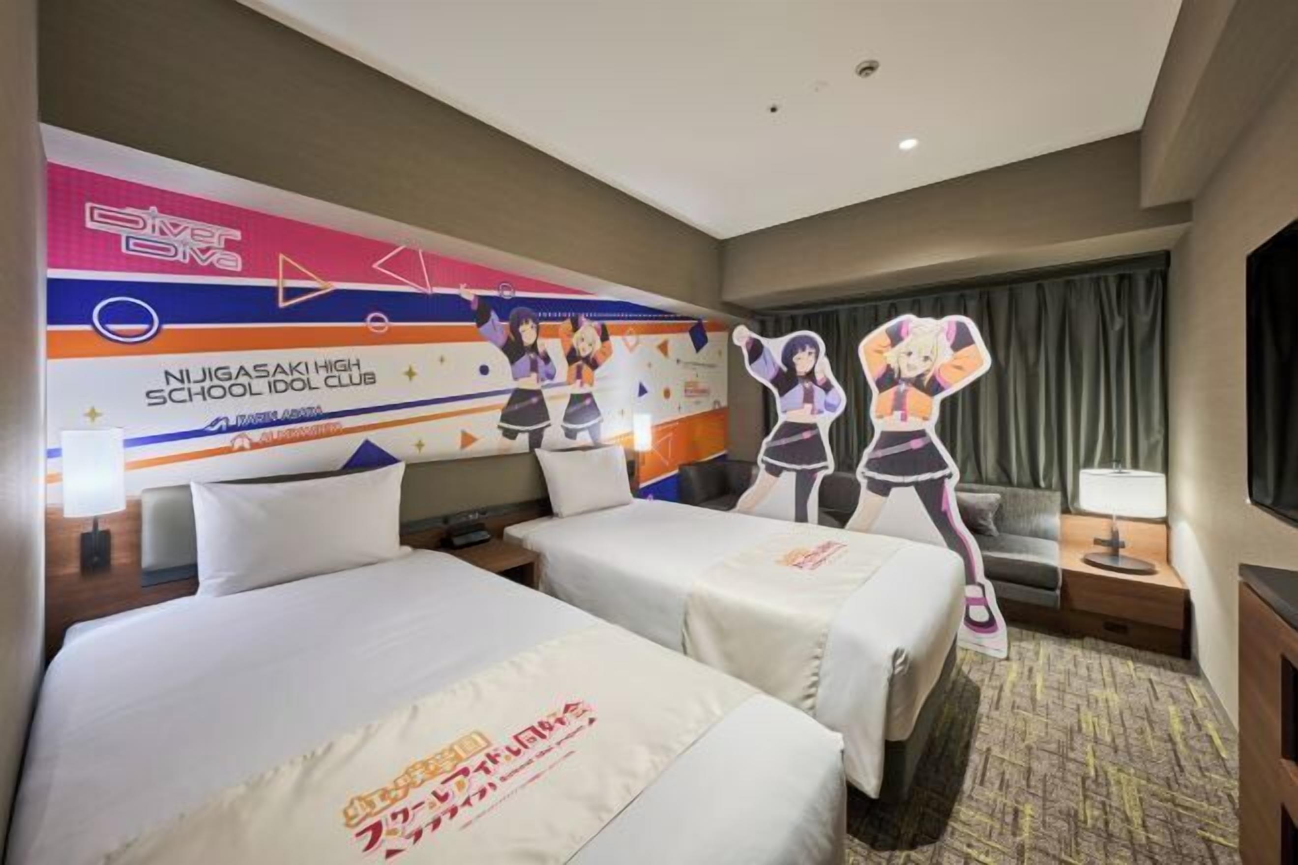 Daunenbettdecken, Zimmersafe, Schreibtisch