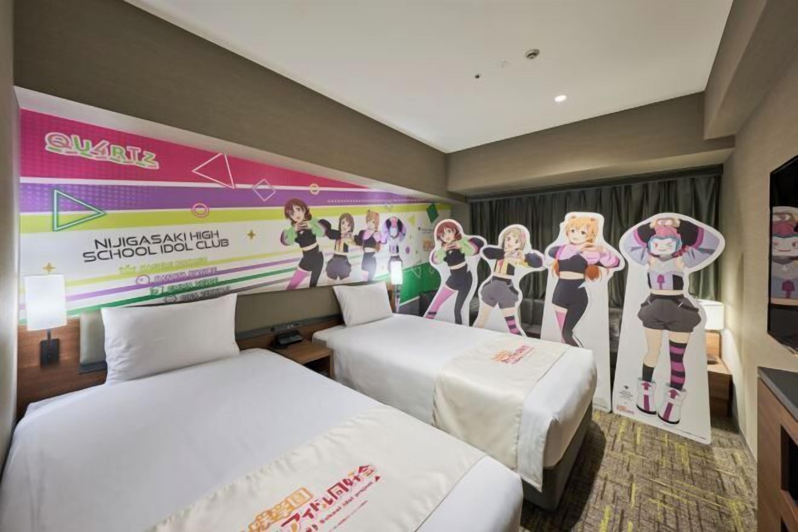 Daunenbettdecken, Zimmersafe, Schreibtisch