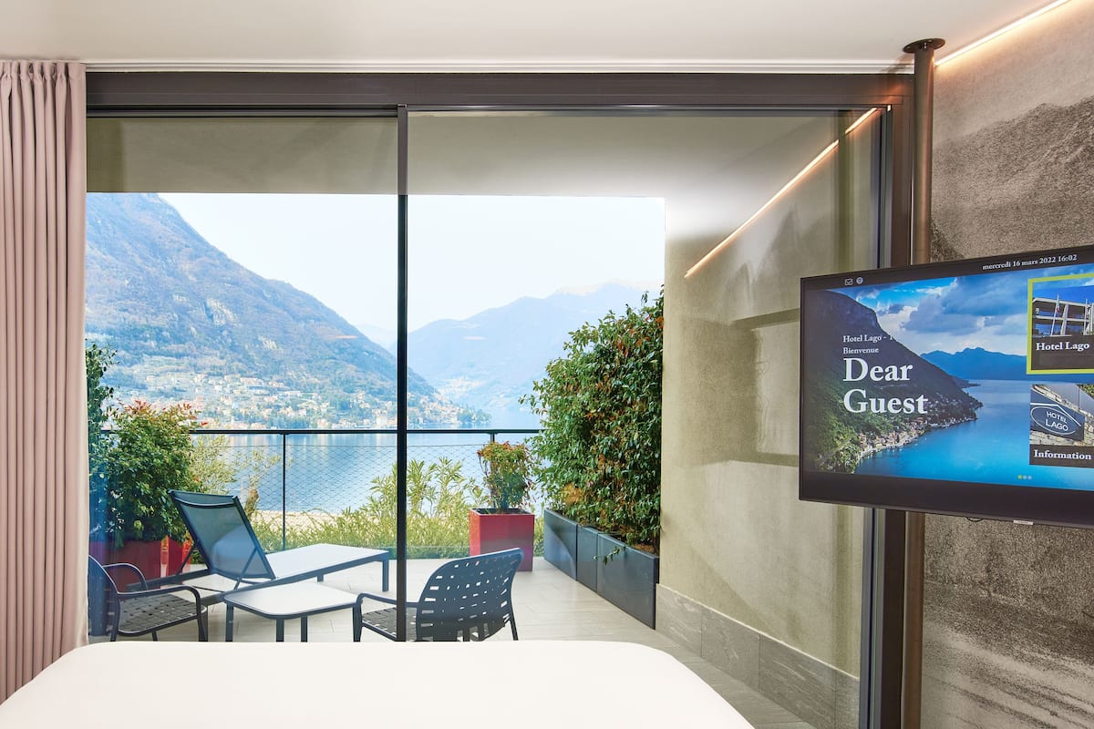 Premium Room, Lake View | Frette Italian sheets, premium bedding, down comforters, pillowtop beds