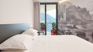 Frette Italian sheets, premium bedding, down comforters, pillowtop beds - Hotel Lago (Torno)