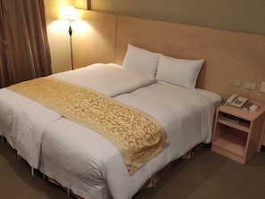 Habitación doble, 1 cama doble | Wifi gratis y ropa de cama