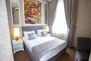 Deluxe Double or Twin Room, Balcony