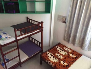 4 chambres, fer et planche Ă repasser, Wi-Fi