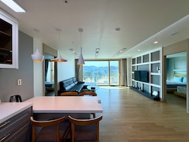 Apartamento, vistas al campo de golf (47 Pyeong) | Wifi gratis