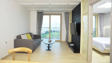 Télévision à écran plat