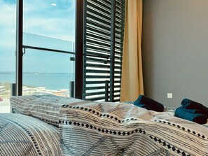 Flat-screen TV - D'wharf Residence PD Waterfront Family Max Suite by AirPlan (Port Dickson)