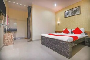 Rollaway beds, bed sheets