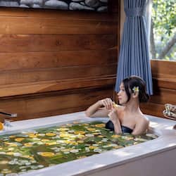 Bain à remous privé