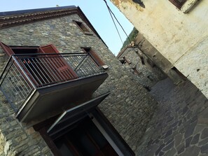 Front of property - A Casa I Garbaria (San Lorenzo Bellizzi)