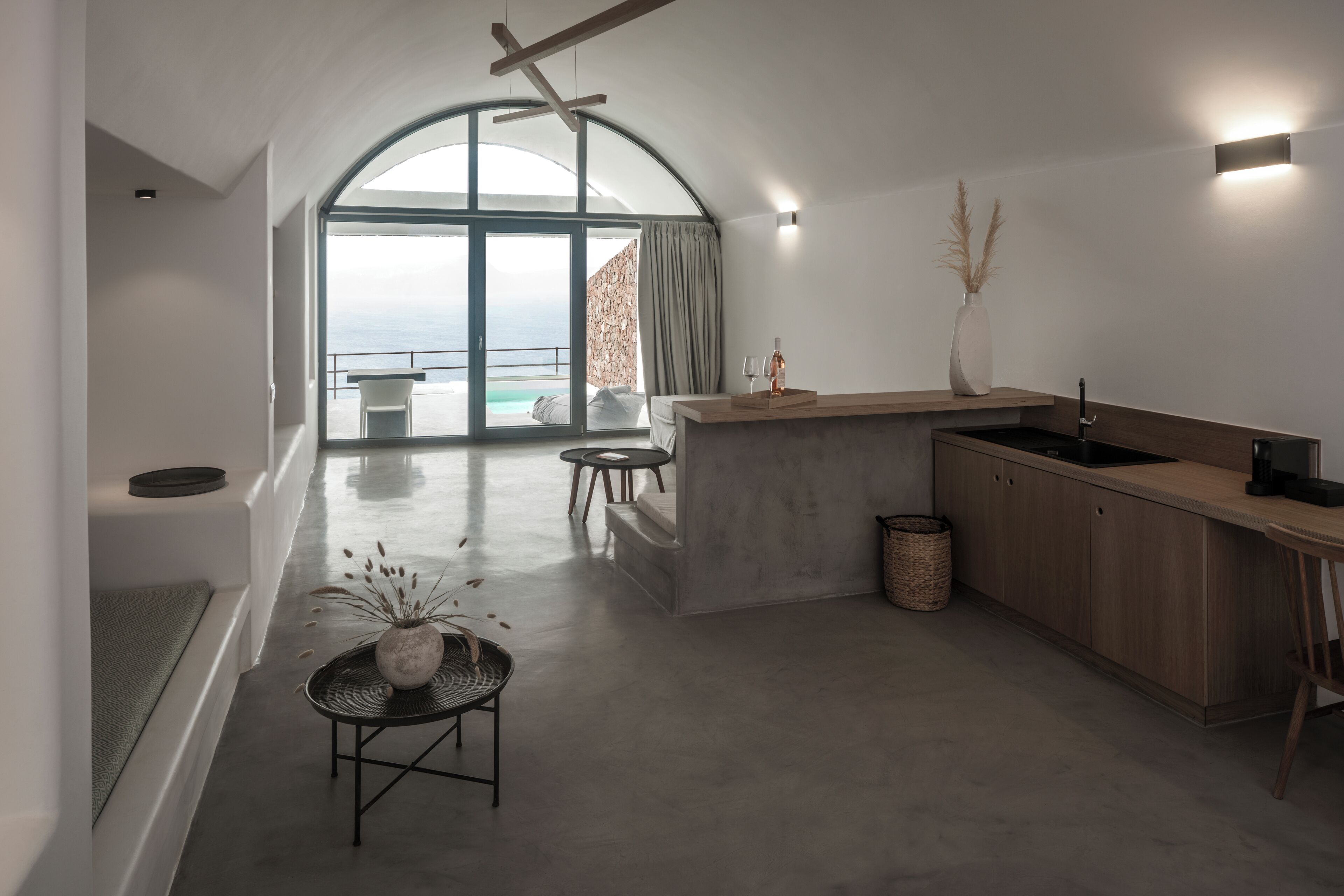 Infinity Residences with Outdoor Hot Tub | 客厅 | 平板电视