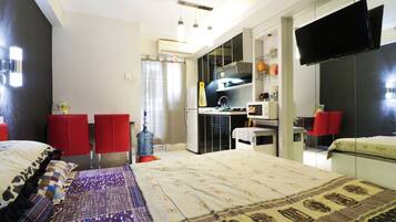 Desk, free WiFi, bed sheets