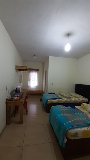 1 bedroom, desk, free WiFi