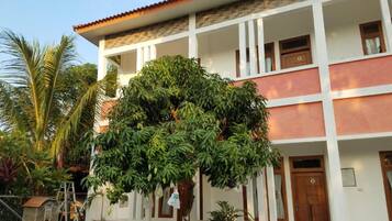 Bagian depan properti