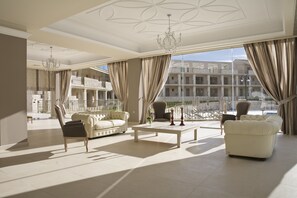 Sittområde i lobbyn